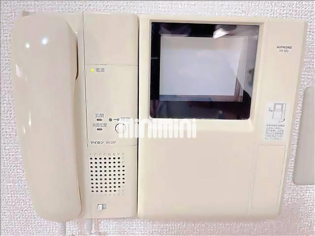 セキュリティ　＊同タイプの部屋の写真です
