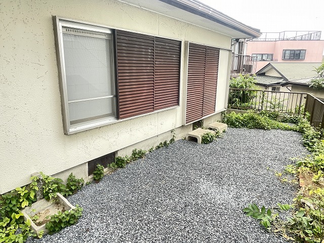 セキュリティ　雨戸付