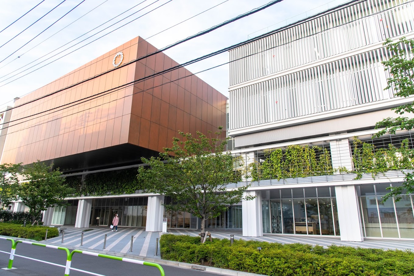 大学・短大　私立桜美林大学新宿キャンパス（大学・短大）まで500m