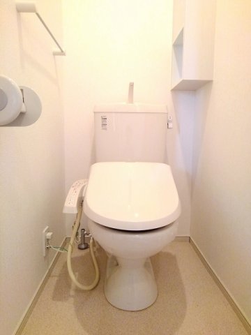 トイレ　ゆったりとした空間のトイレです