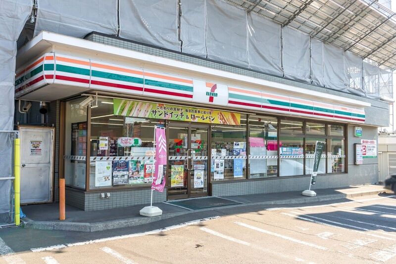 コンビニ　セブンイレブン札幌澄川6条店（コンビニ）まで444m