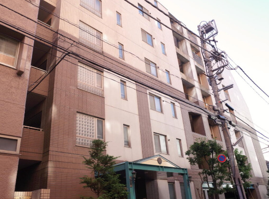 建物外観　外観は落ち着いています