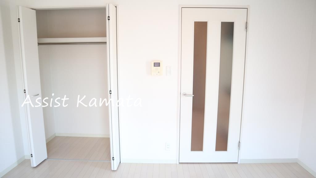 収納　写真は同タイプの別号室です