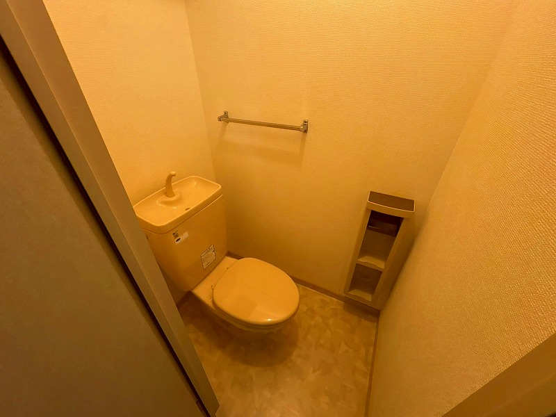 トイレ　落ち着いたトイレです