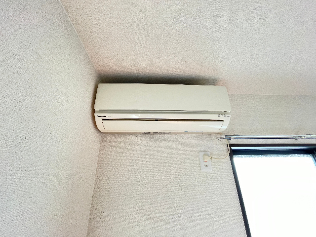 その他設備　エアコンは２基ついております