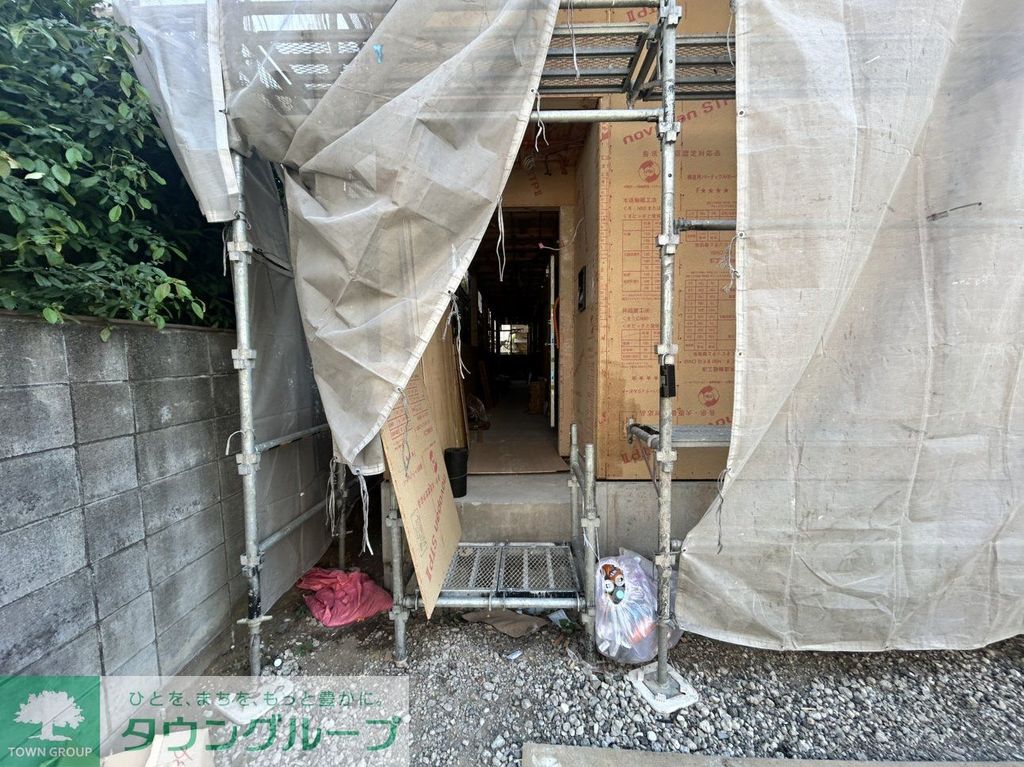 エントランス　庭