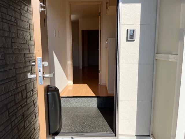 玄関　玄関