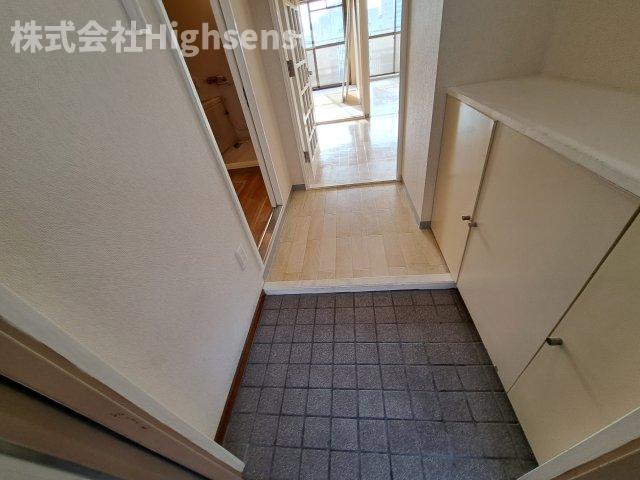 玄関　収納もある玄関です