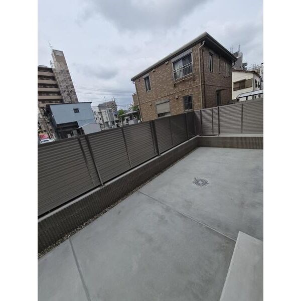 バルコニー