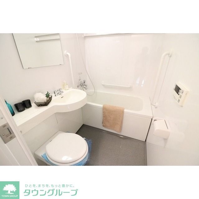 バス・シャワールーム　同タイプ、別部屋、モデル家具設置時の写真です