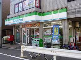 コンビニ　ファミリーマート 駒沢自由通り店（コンビニ）まで186m