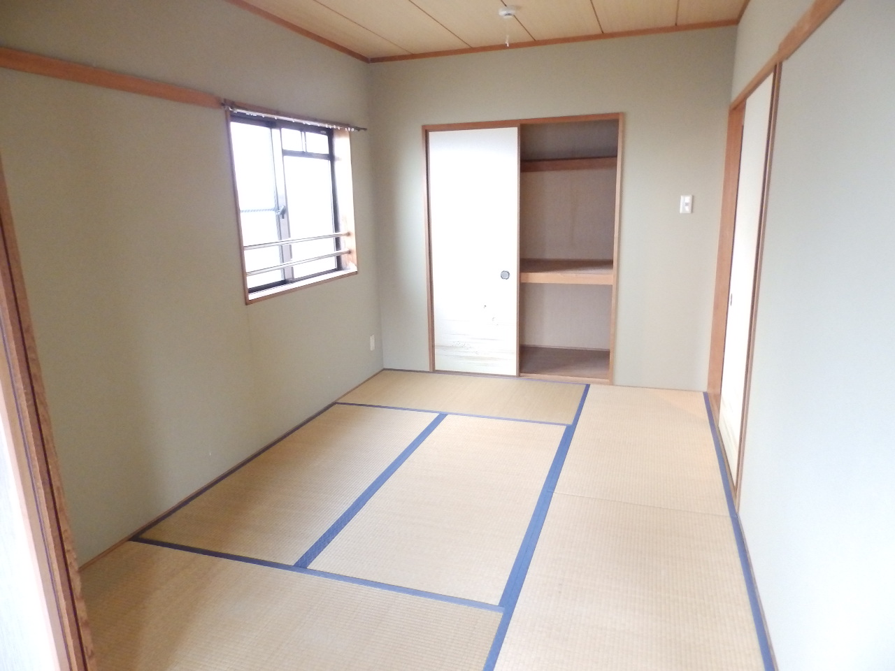 収納　各部屋あります