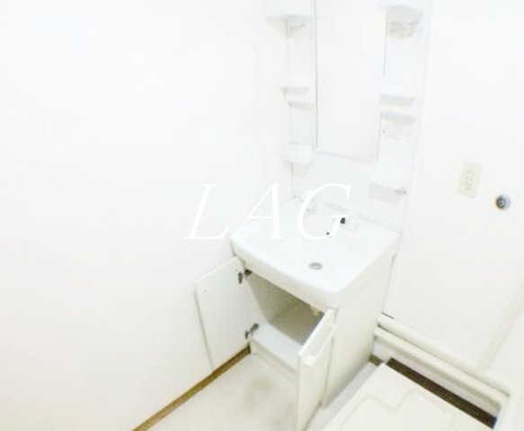 洗面設備　洗面台です。