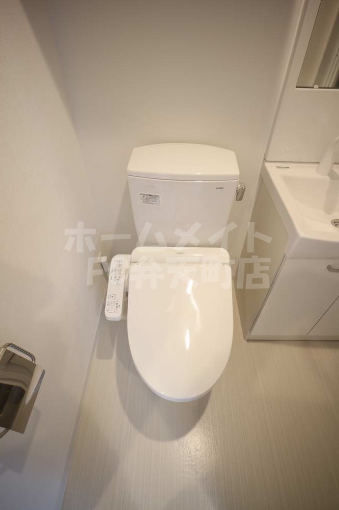 トイレ　コンパクトで使いやすいトイレです