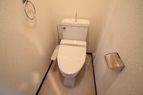トイレ　※別部屋の写真です