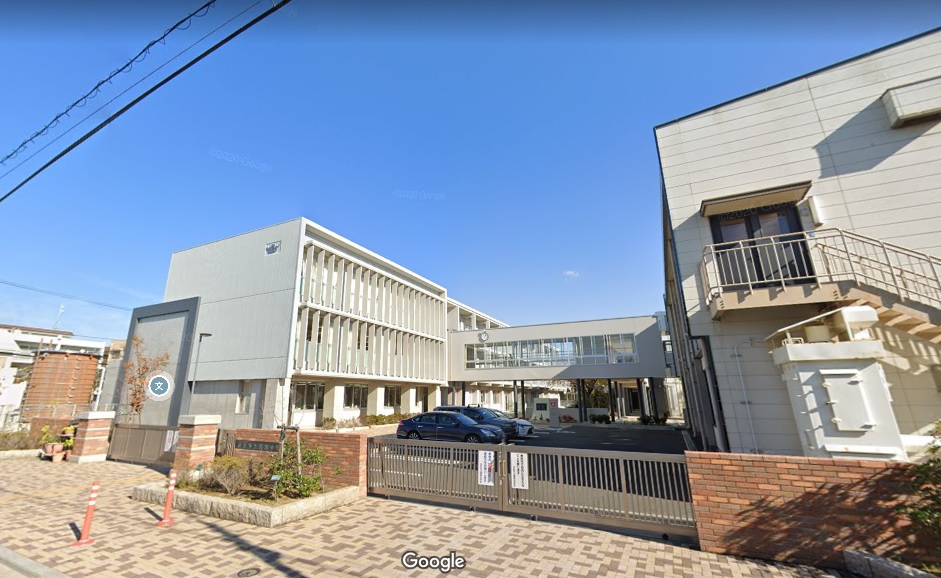 中学校　浜松市立蜆塚中学校（中学校）まで1519m
