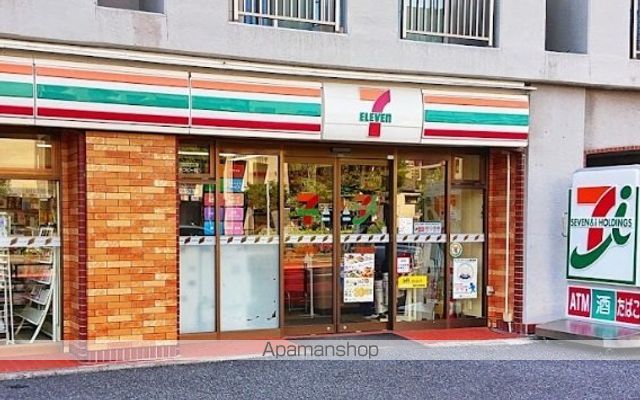コンビニ　セブンイレブン（コンビニ）まで494m
