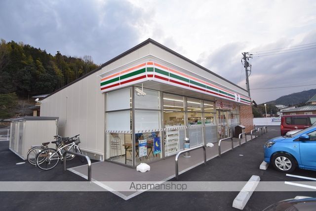 コンビニ　セブンイレブン（コンビニ）まで1344m