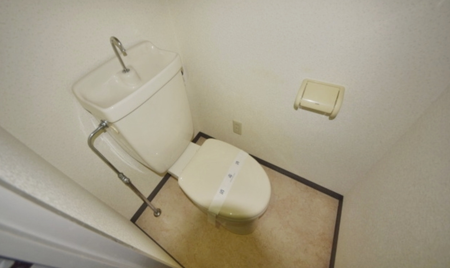 トイレ　別部屋参考写真