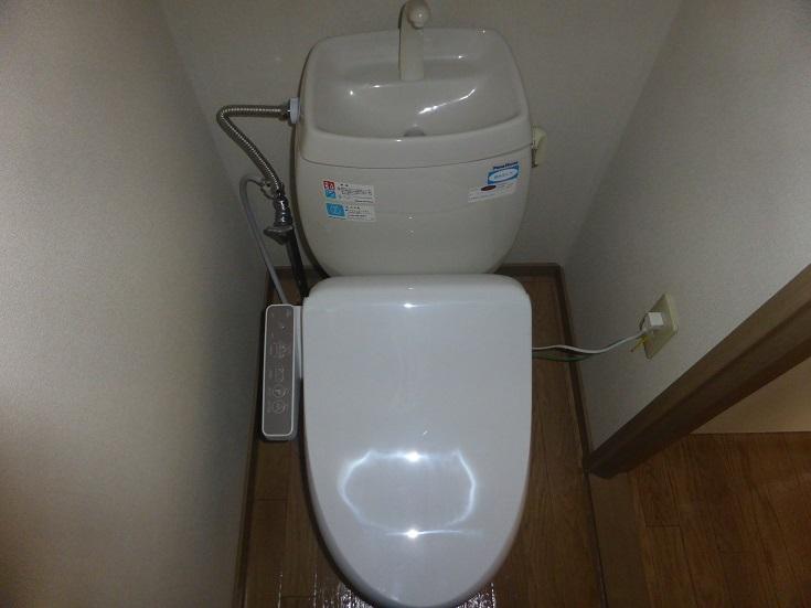 トイレ　トイレ
