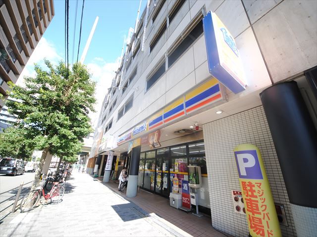 コンビニ　ミニストップ東三国店（コンビニ）まで406m
