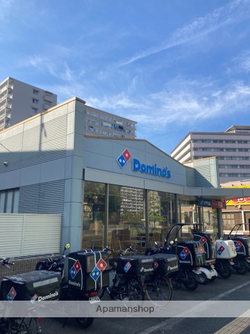 飲食店　ドミノピザ 八戸ノ里店（飲食店）まで423m