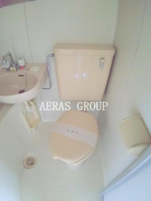 トイレ　別部屋参考写真。