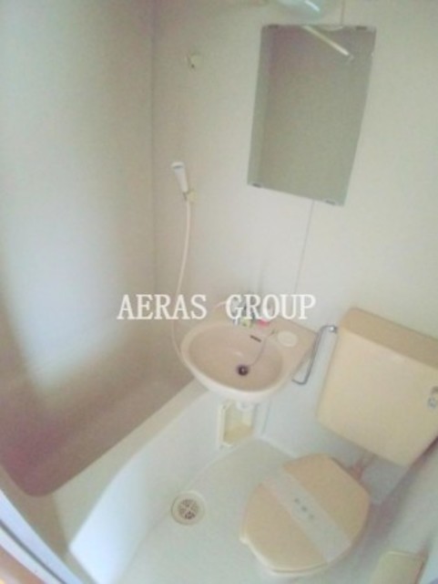 バス・シャワールーム　別部屋参考写真。