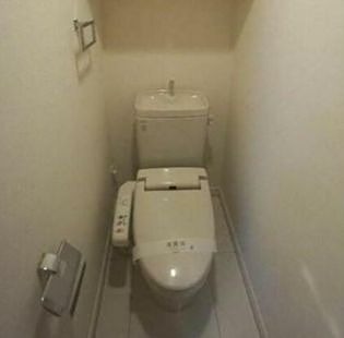 トイレ　※同仕様写真