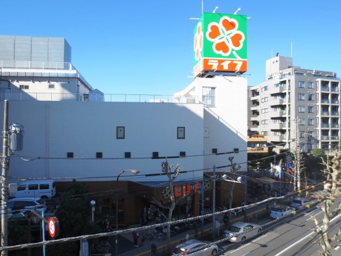 スーパー　ライフ新大塚店（スーパー）まで42m