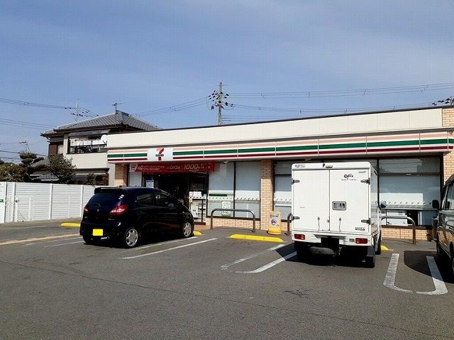 コンビニ　セブンイレブン明石鳥羽店（コンビニ）まで150m