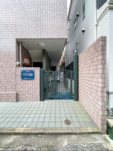 エントランス　エントランス
