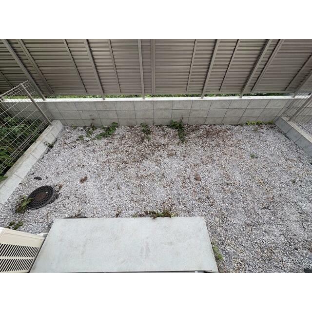 バルコニー　専用庭
