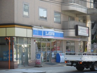 コンビニ　ローソン新梅田ＩＴビル店（コンビニ）まで357m