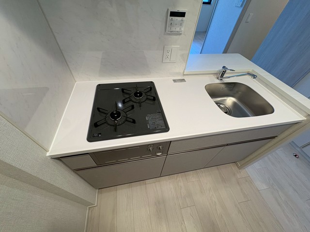 キッチン　別タイプ部屋　参考写真です