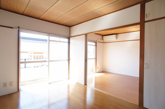 居室・リビング　使いやすい間取で室内を無駄なく使えますね！