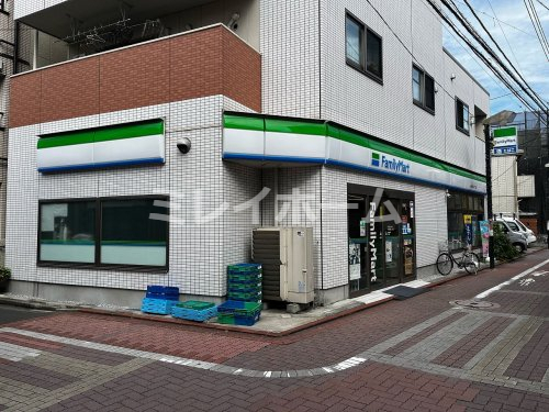 コンビニ　ファミリーマート 大田南蒲田二丁目店（コンビニ）まで238m