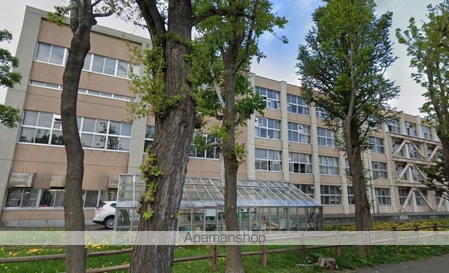 中学校　北栄中（中学校）まで1746m