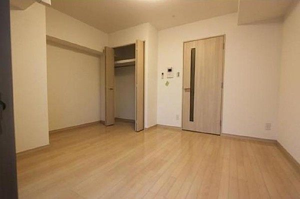 居室・リビング　アイル日暮里弐番館・東京山手　荒川区東日暮里5
