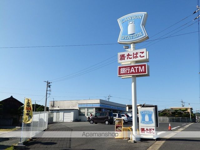 コンビニ　ローソン（コンビニ）まで767m