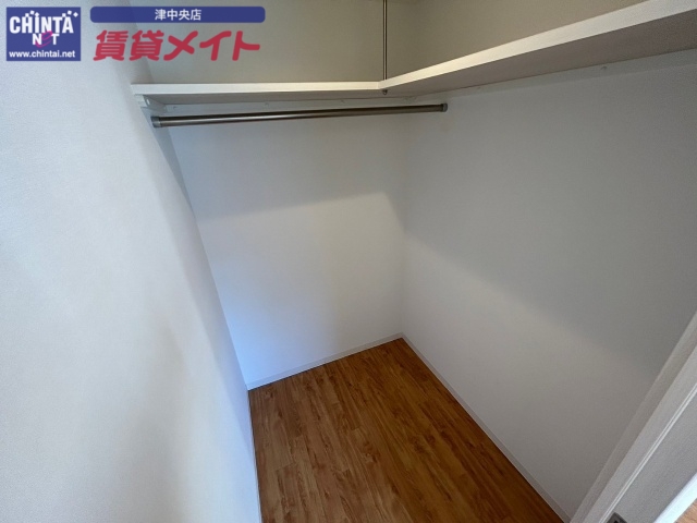 収納　別部屋同型参照