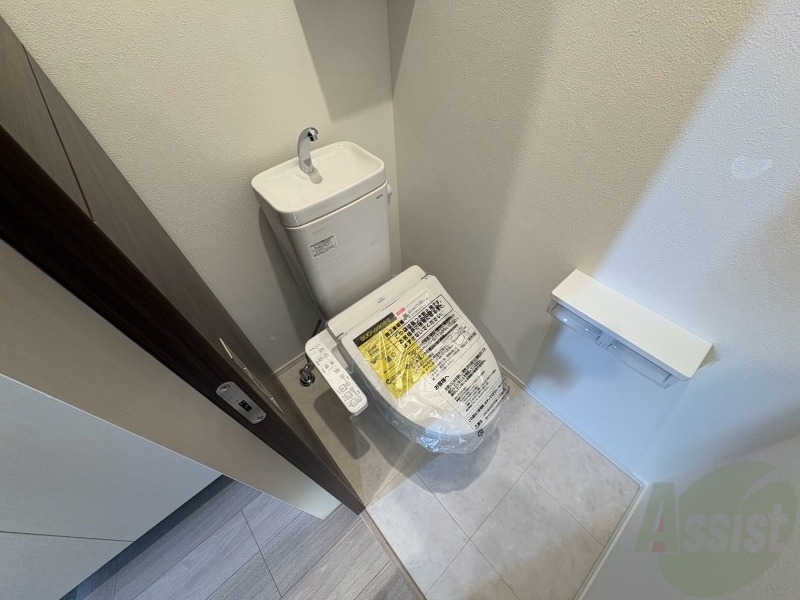 トイレ　こちらはトイレです。清潔感があり、安心して使用できます。