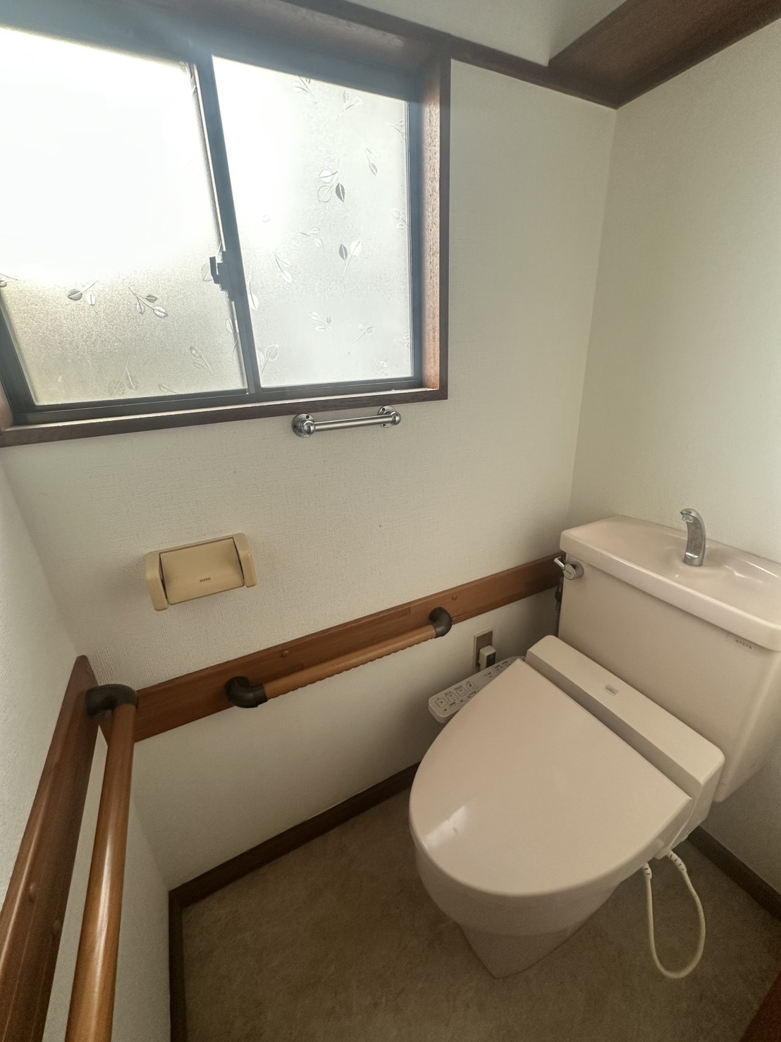 佐藤貸家のトイレ写真
