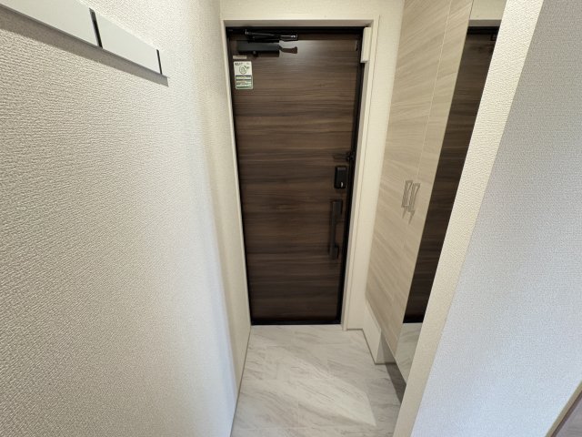 アーシャヌールの玄関写真