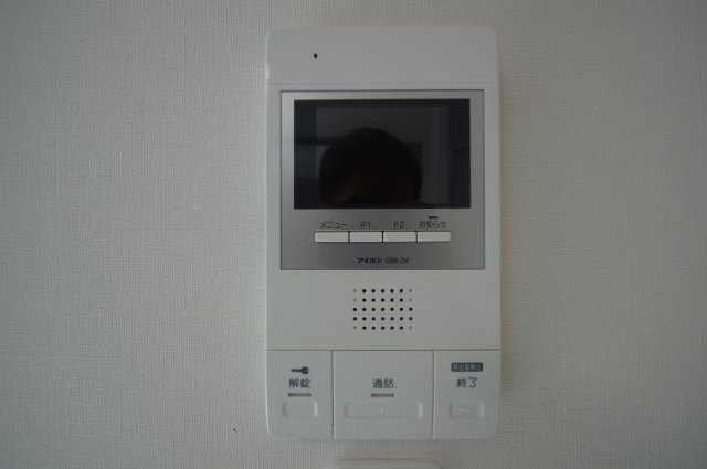セキュリティ　TVモニター付きインターホン