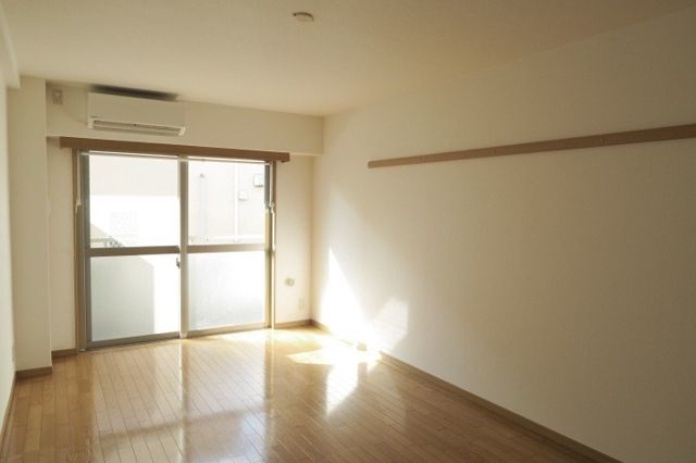 T’s garden NAGAYAMAII サニーコート蔵の居間写真