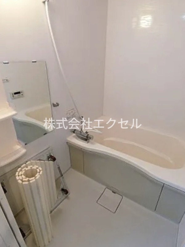 ＪＲ中央線 立川駅 バス乗車時間：15分 最寄りバス停で下車 徒歩3分 3階建 築20年の風呂写真