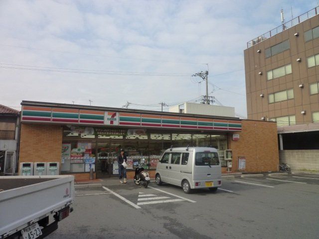 コンビニ　セブンイレブン八尾弓削町店（コンビニ）まで186m