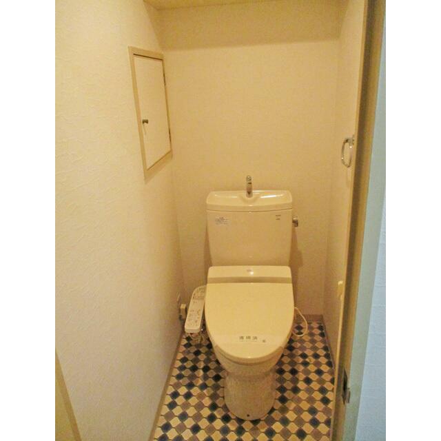 大田区多摩川2丁目住宅のトイレ写真