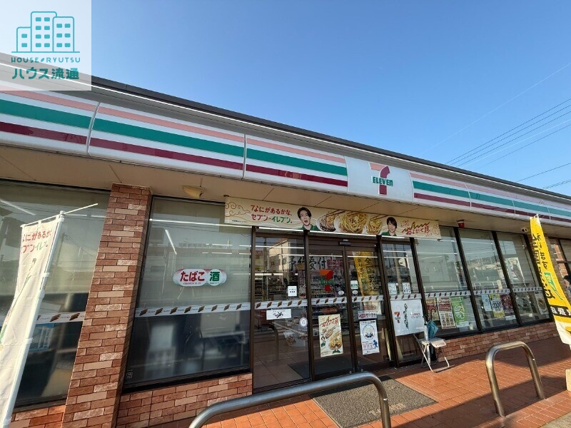 コンビニ　セブンイレブン大村植松3丁目店（コンビニ）まで703m